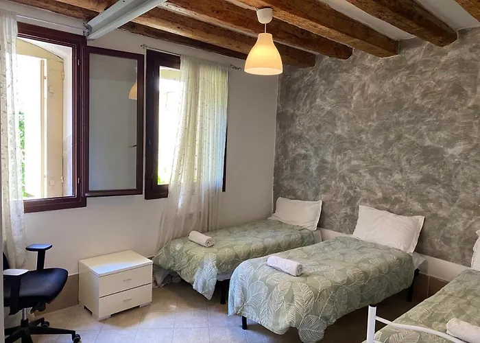 Apartment Canal View